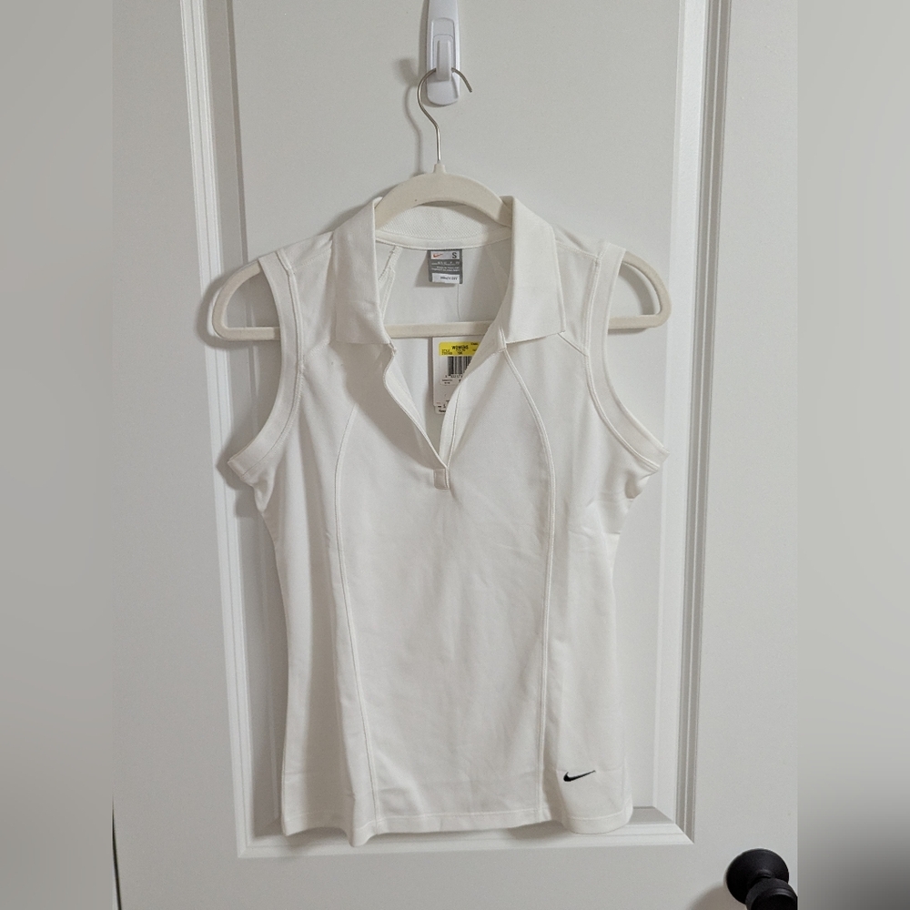 Nike Women's White Collared Sleeveless Blouse